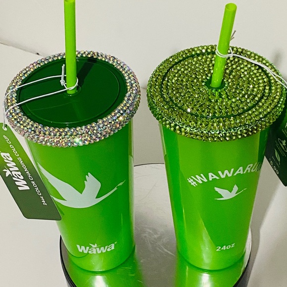 Rhinestone Wawa Green Color Changing Cold Cup - Picture 3 of 5